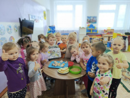 «Синичкин день» в средней группе «Синичкин день» в средней группе.